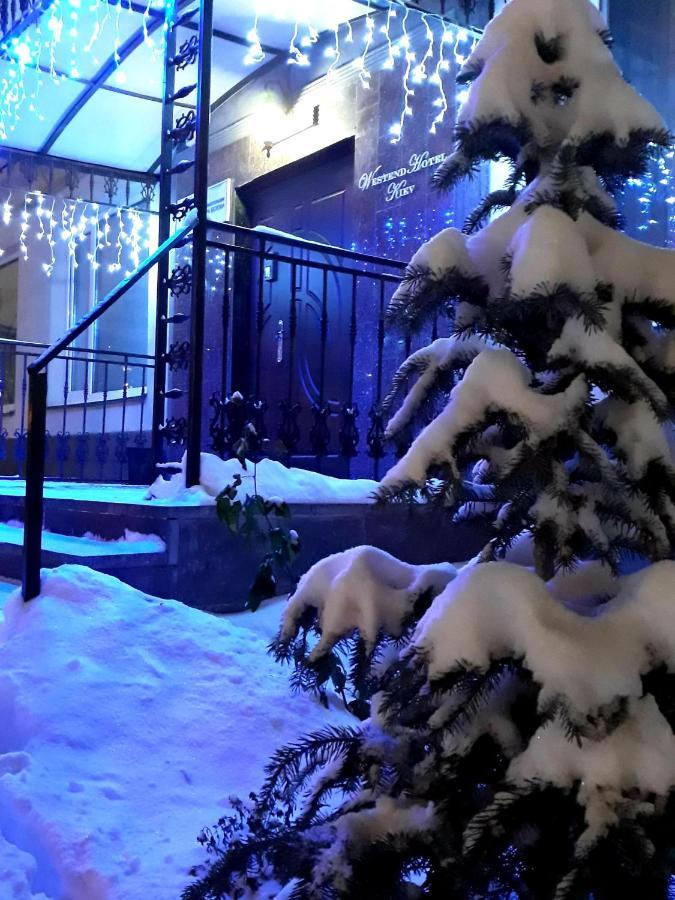 Westend Hotel Kyiv Exterior photo